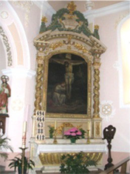 l’autel latéral de la Vierge