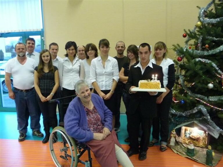 Fête de Noël des aînés - 1 Fête de Noël des aînés - 1