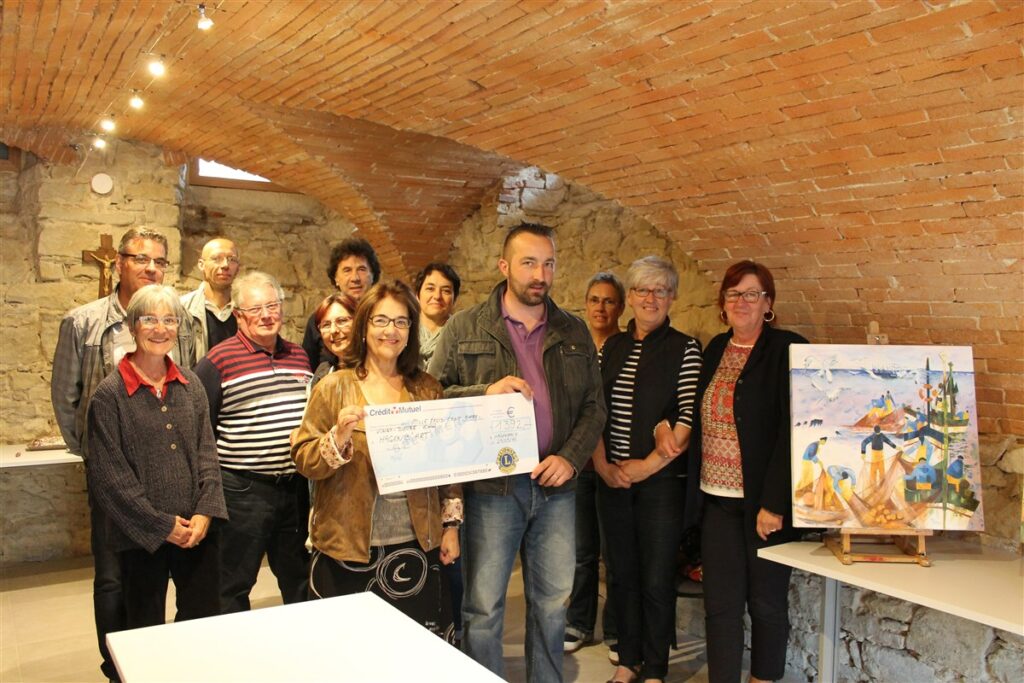 Remise de chèque du Lion's Club d'Altkirch à Hagenb'Art
